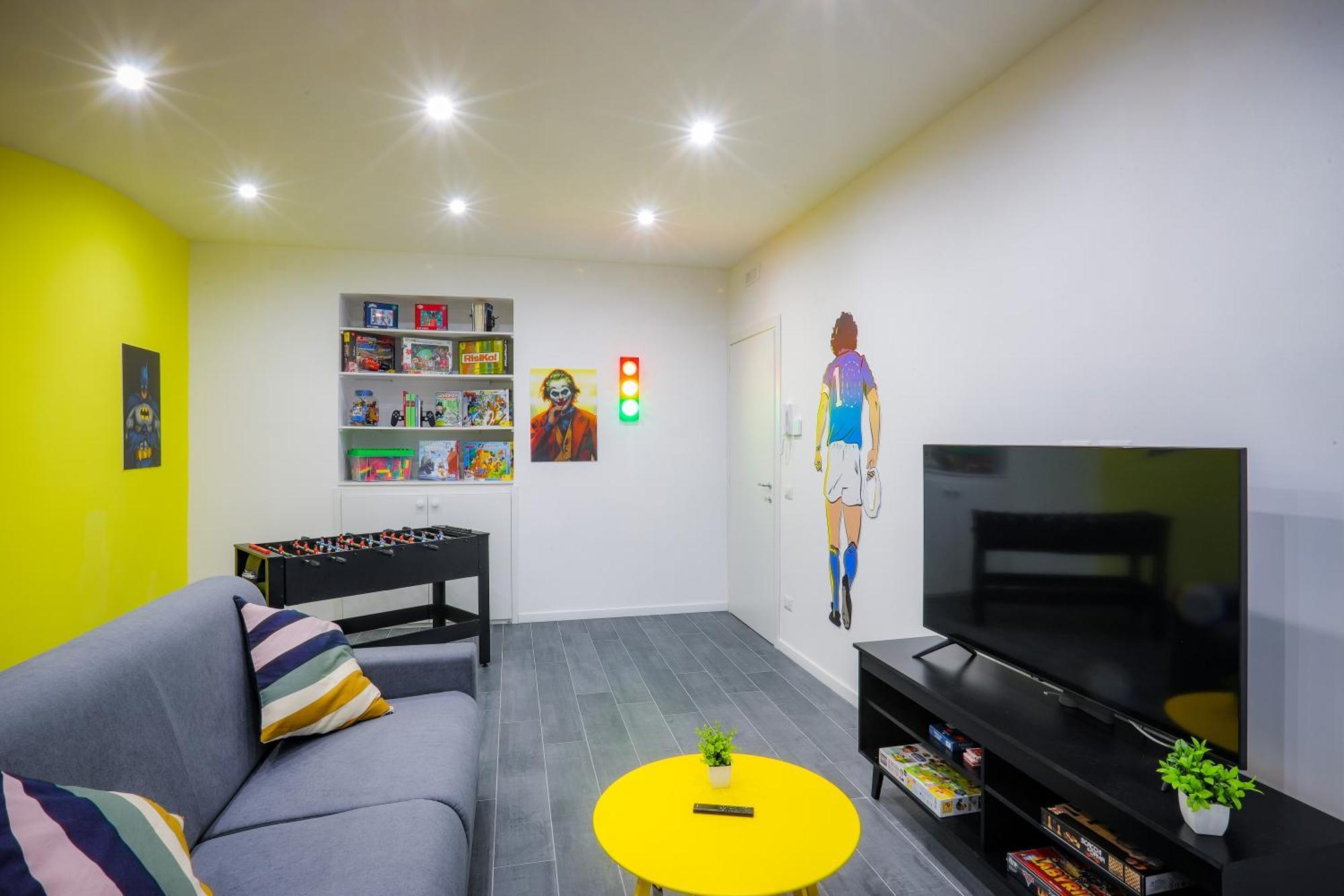 Napoli Games Apartments By Dimorra Luaran gambar