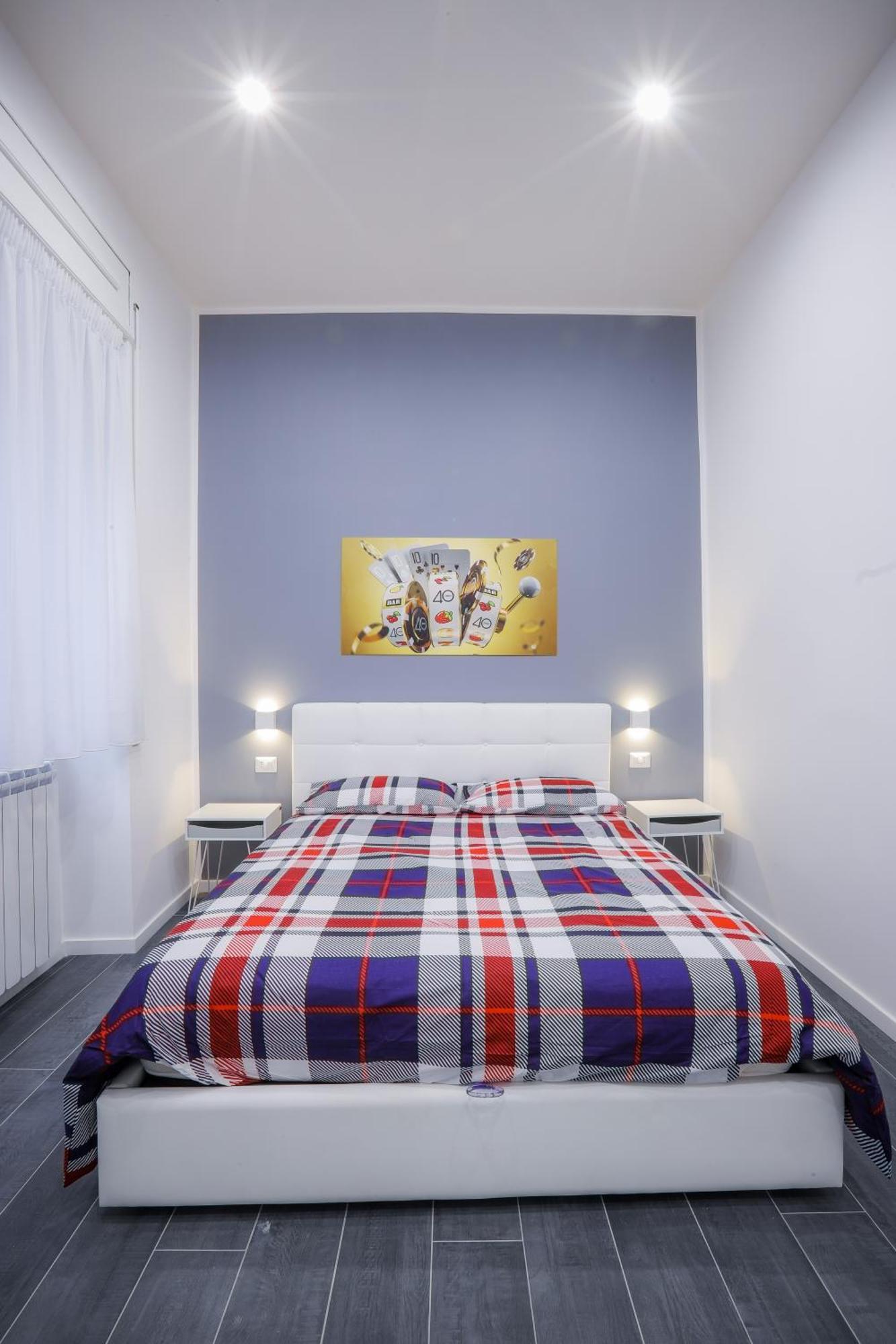 Napoli Games Apartments By Dimorra Luaran gambar