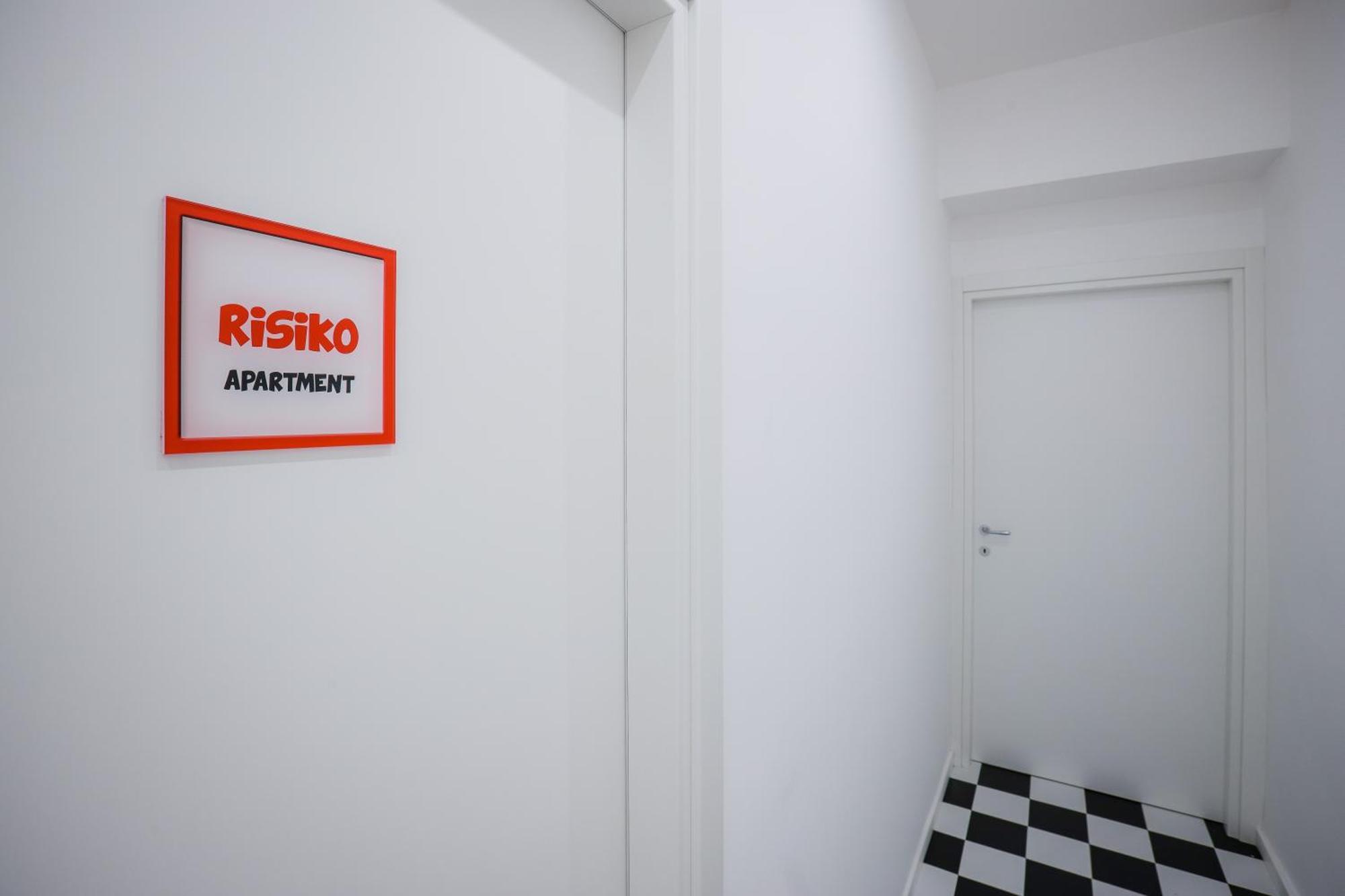 Napoli Games Apartments By Dimorra Luaran gambar